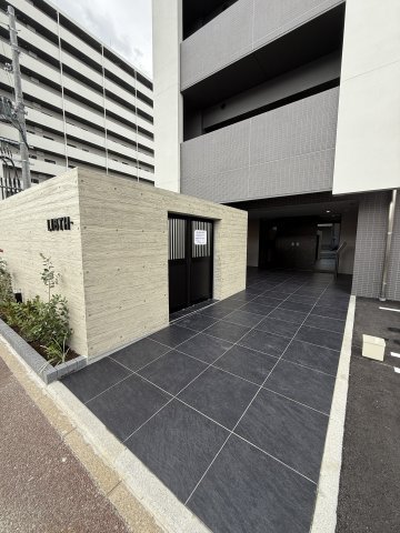 LIBTH上牟田EASTのエントランス