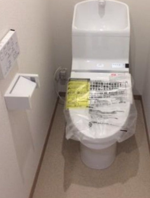 【トイレ】 | クレセント中野 | 独立型のトイレルーム☆(同一仕様写真)