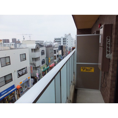 【バルコニー】 | ドゥーシエル桜新町