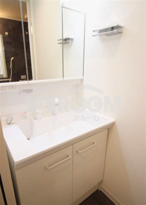 【洗面所】 | プエブロ南長崎（PUEBLO南長崎） | 独立洗面台☆(同一仕様写真)