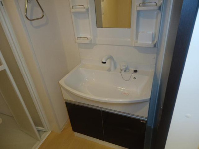 【洗面所】 | レヂデンス寺西 | 洗髪洗面化粧台