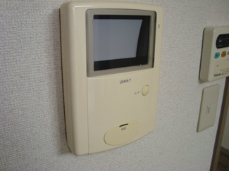 【内装】 | レジデンス・ヒロ | カメラ付インターホン