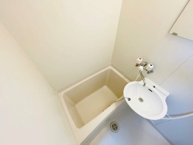 レオパレスＢｒｏｓⅡの浴室