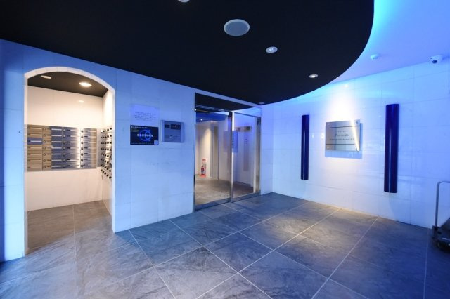 CYNTHIA FOUR-D GOTANDA-WESTのロビー