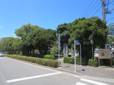 ステーキガスト栄鍛冶ヶ谷店まで400m