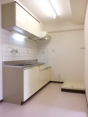 キッチン＆洗濯機置場