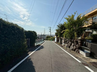 【前面道路含む現地写真】