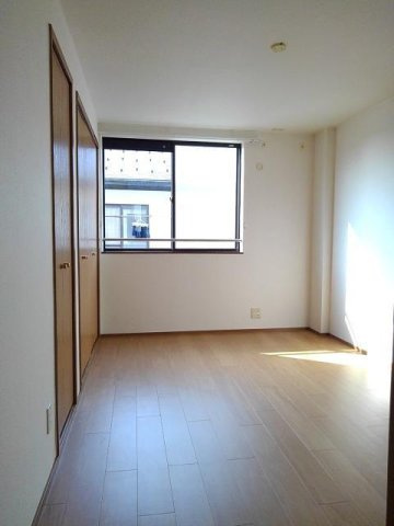 カーサ・フィオーレＳ棟の内装|明るい室内です