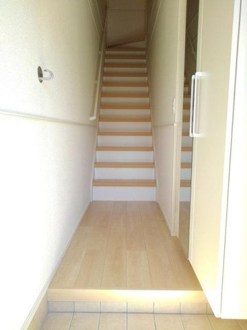 シェーナ　アンの玄関|明るい玄関です