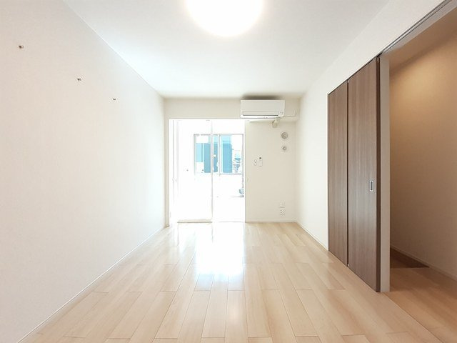 フォルスラーマⅥの居間・リビング|ゆったりとしたリビングです