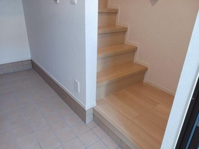 【玄関】 | グランテラスＢ