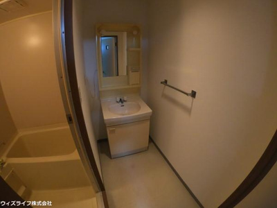 【洗面所】 | ウイングロード | 写真は入居前の過去のものです。