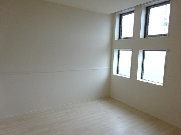 ブランシェ　monetの洋室