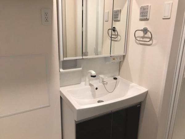 プエンテの洗面所