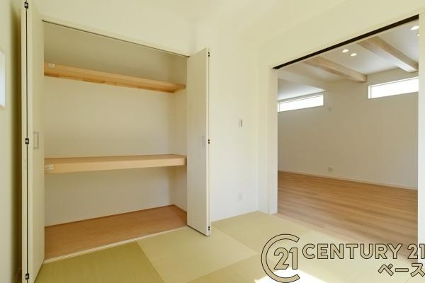 天理市田部町 １号地 ／新築一戸建の収納|■現地撮影写真■和室の収納スペースです！