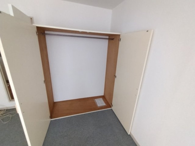 【内装】 | レオパレス上平間ＡＣＴ | 居室収納