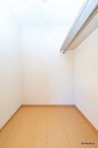 アスティオスの収納