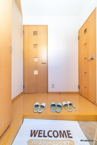 アスティオスの玄関