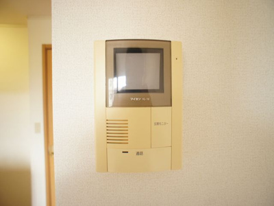【セキュリティ】 | プレミールＥｓｔⅢ | 訪問者の確認ができるTVドアホン付きです♪