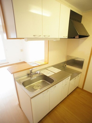 【キッチン】 | プレミールＥｓｔⅢ | 対面キッチンで利便性が良いです♪