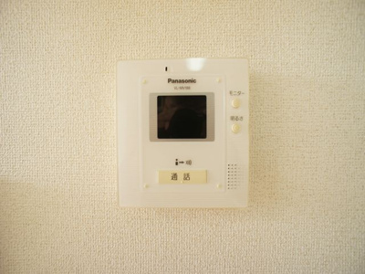 【セキュリティ】 | グリーンガーデンⅣ | 訪問者の確認ができるTVドアホン付きです♪