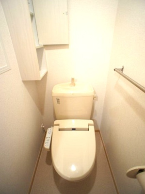 【トイレ】 | グリーンガーデンⅣ | 温水洗浄暖房便座機能付きです♪