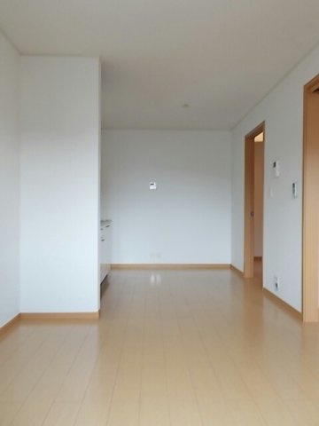 ムーンヴェルジュＤの居間・リビング