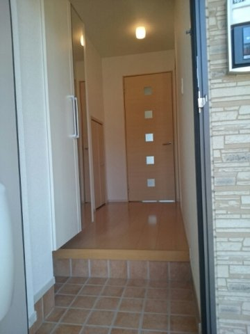 ラフレシールの玄関