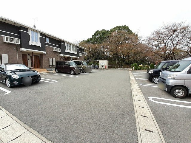 プレ　グラン　Ａの駐車場