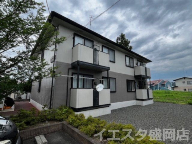 ロイヤルガーデン　Bの外観