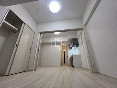 【洋室】 | プレジオ恵美須