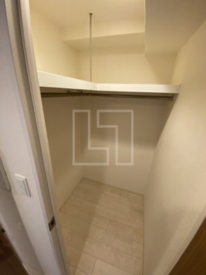 【収納】 | プレサンス堺筋本町駅前 | プレサンス堺筋本町駅前　ウォークインクローゼット