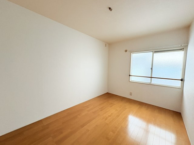 【寝室】 | ファミール坪井