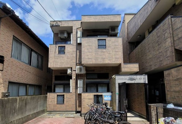 サンライズガーデン博多IIの外観