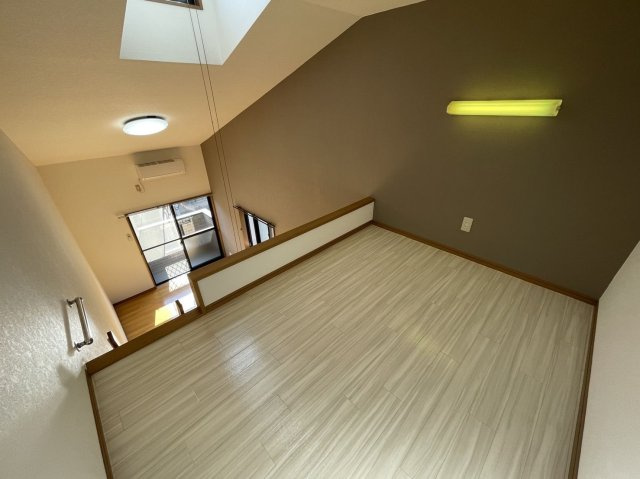 サンライズガーデン博多IIの居間・リビング