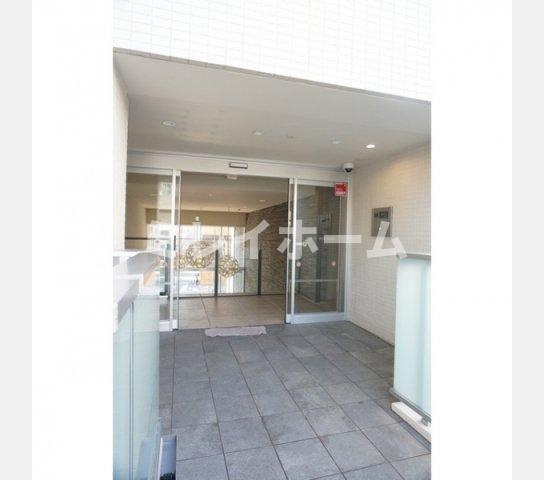 MAISON SENZOKUIKEのエントランス