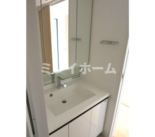 MAISON SENZOKUIKEの洗面所