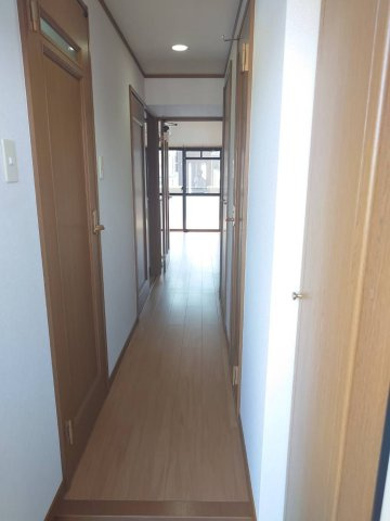 セリュー・トーレの内装