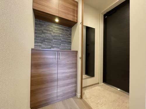 熊本市中央区坪井５丁目の賃貸マンションの玄関