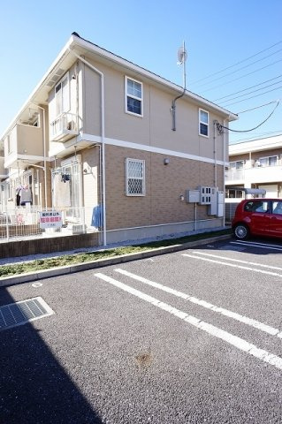 メゾン・アルモニーＢ棟の駐車場|駐車場があります