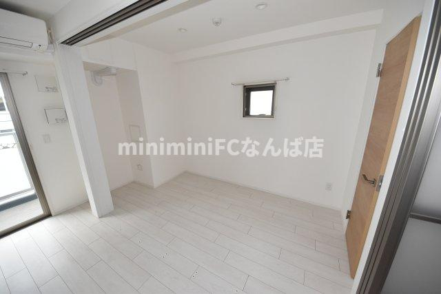 シーズンフラッツ靭本町の寝室