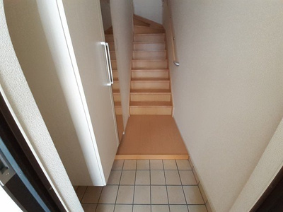 【玄関】 | グランソレイユ楠葉 | ゆったりとした玄関です