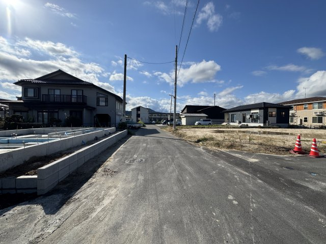 新築戸建・新築建売　本宮市本宮千代田第3　まゆみ小・第一中の前面道路含む現地写真