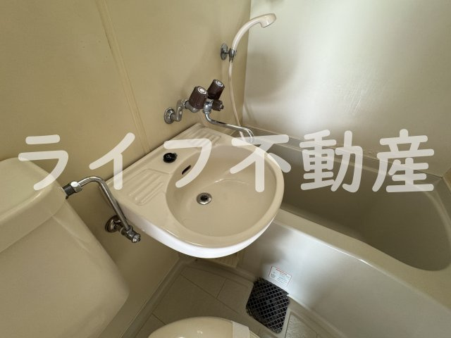 マンションプレザントの洗面所|広い洗面スペース