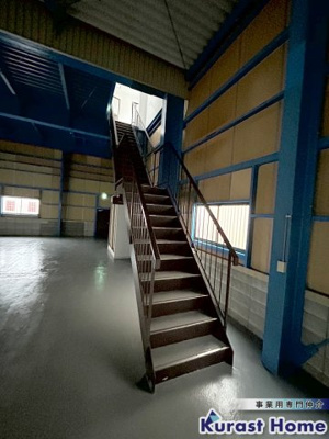 【内装】 | (有)ウエモリ事務所付倉庫