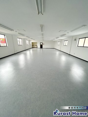 【内装】 | (有)ウエモリ事務所付倉庫