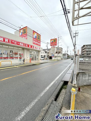 【周辺】 | (有)ウエモリ事務所付倉庫