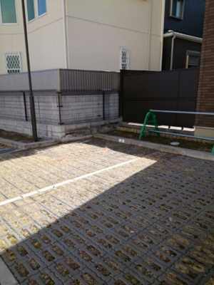 【駐車場】 | サンモール　Ⅰ | 駐車場に車を止められます