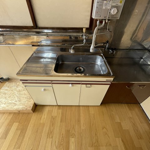 室蘭市知利別町２丁目２０－２２借家の内装