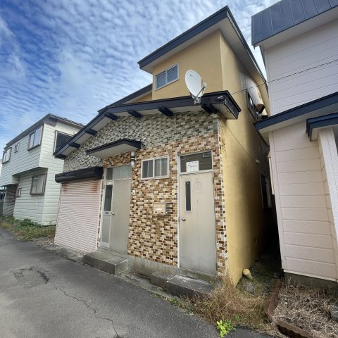 室蘭市知利別町２丁目２０－２２借家